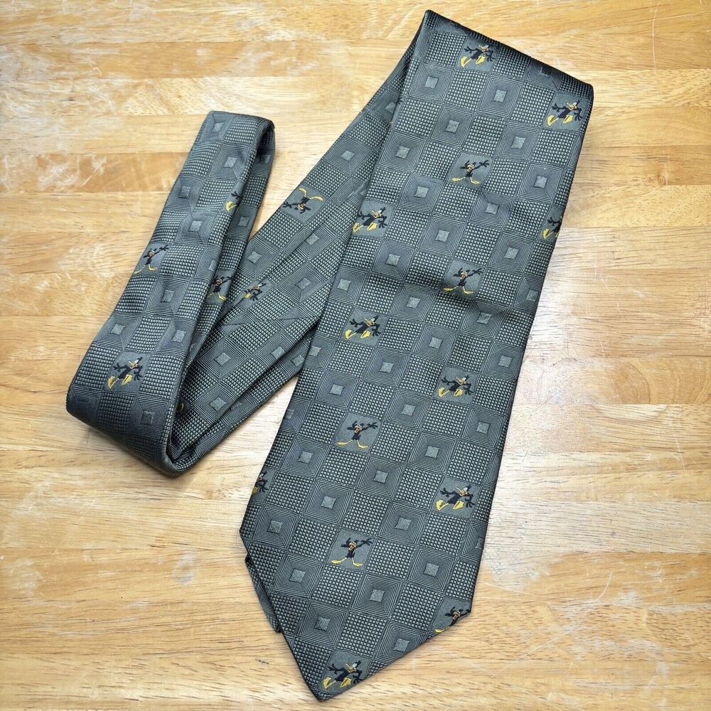 Vintage 1997 Tie Rack Looney Tunes Daffy Duck Print Silk Green Tie Office Wear